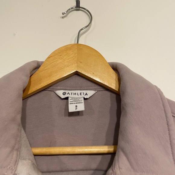 Athleta Retroplush Lavender Button Down Collared Soft Shirt Jacket Size Small - Picture 4 of 6